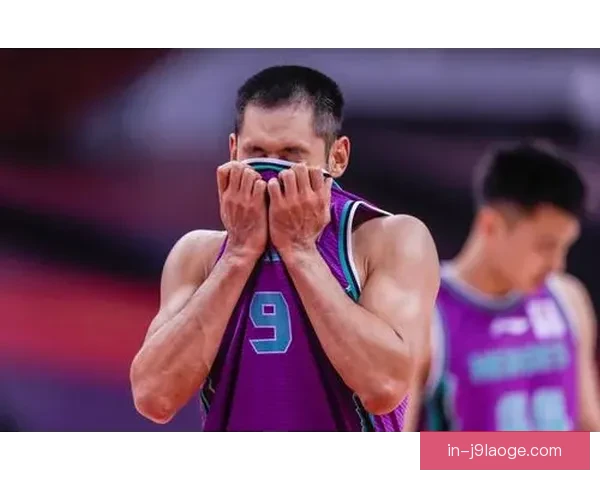功成身退传奇谢幕乔哈特率凯尔特人双冠加冕后正式告别门将生涯终章 功成身退传奇谢幕乔哈特率凯尔特人双冠加冕后正式告别门将生涯终章